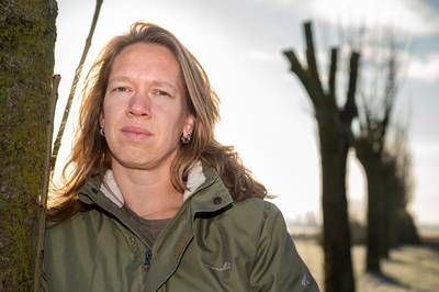 Corrie zette haar radeloosheid om in kracht: ‘We doen het anders dan in de reguliere zorg’
