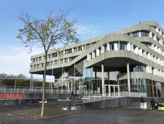 Geruchten spontane examenstunt: De Apollo in Amsterdam-Zuid blijft vrijdag gesloten