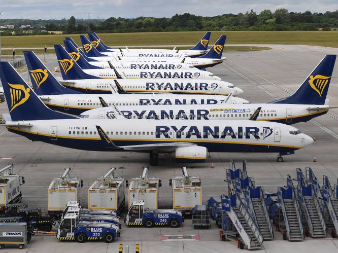 Pilotenstaking Ryanair brengt 20.000 reizigers in de penarie. Drie getroffenen getuigen: “Omboeken is onmogelijke zaak”