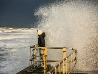 Zo gaat de kust zich komende 100 jaar beschermen tegen stijgende zeespiegel: “Dit is onze verzekering om Vlaanderen droog te houden”