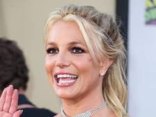 Britney Spears rust na alle commotie uit op Hawaï: Ik heb plezier en ik geniet