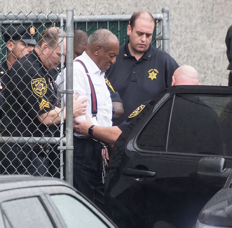 Bill Cosby wordt overgebracht naar een gevangenis in Pennsylvania. Beeld getty images