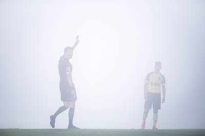 Dichte mist is spelbreker in Seraing-Union: match bij rust gestaakt bij 0-2-voorsprong voor Brusselaars, tweede helft is voor dinsdagavond