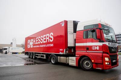 Hoefnagels verdwijnt uit het straatbeeld, Astense vrachtauto’s krijgen uiterlijk van moederbedrijf H