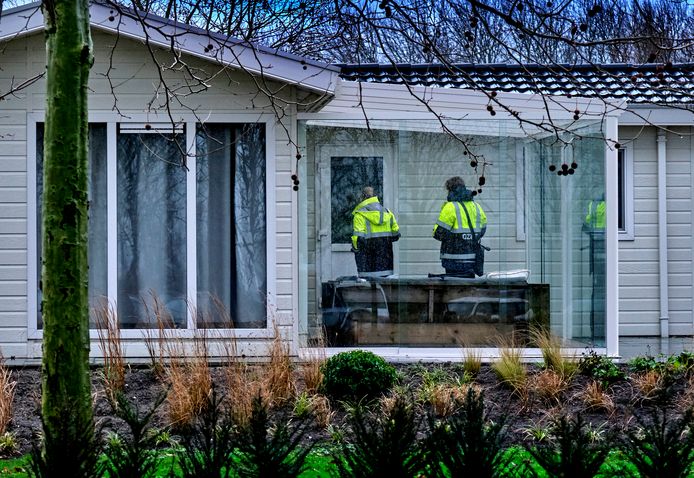Controle op vakantiepark Europarcs in Dordrecht.