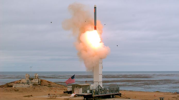 De Amerikaanse rakettest vond zondag plaats op het eiland San Nicolas, nabij de kust van Californië.
