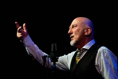 Concordia en Gerard van Maasakkers sluiten feest 100 jaar De Rips af