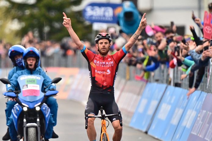 Joli solo de Damiano Caruso qui remporte la 9e tape de la Vuelta