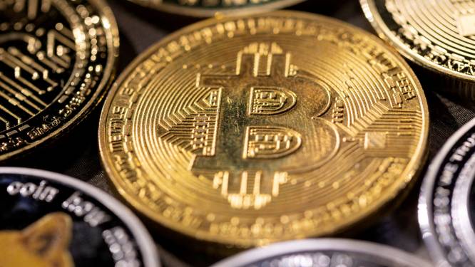 Bitcoin duikt weer onder grens van 19.000 dollar