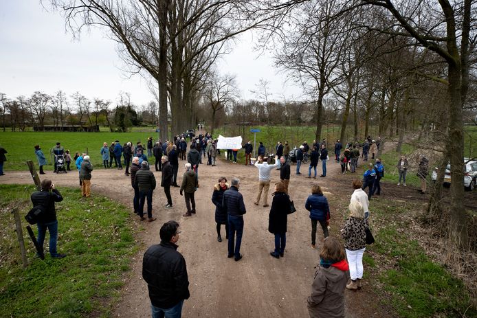 Protestactie tegen het zonneveld in Stiphout.