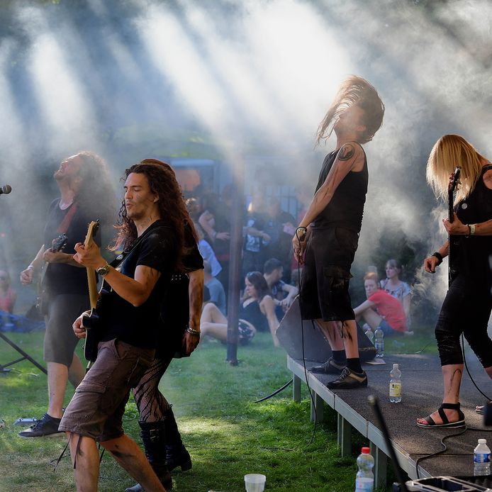 Metalfestival Roosendaal Open Air, tijdens de editie van 2018 in het Vrouwenhofpark.