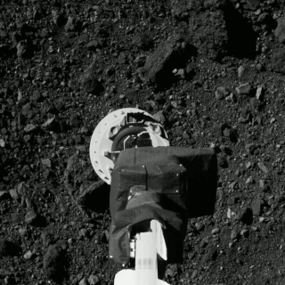 Elemente de viață descoperite în material provenit de pe un asteroid îndepărtat: ‘Spectaculos’   