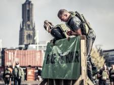 Eendagssoldaat van ‘War Race’ mat zich af om de Slag om Arnhem te herdenken: ‘Past bij de challenges die je overal ziet’