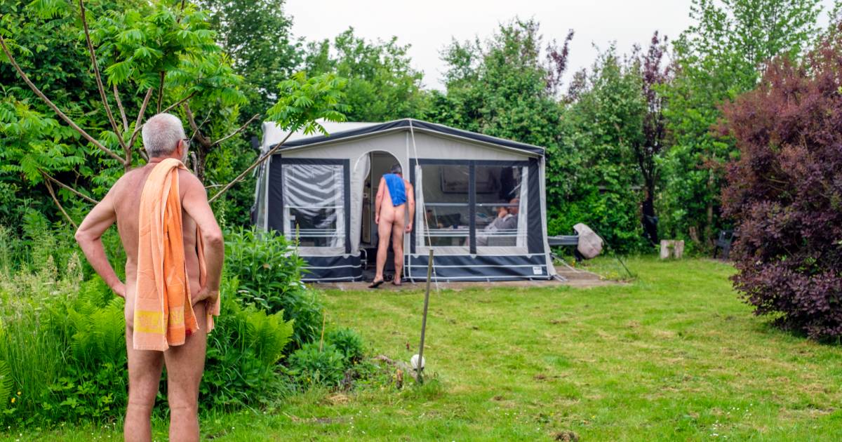 ‘Nakation’ is de nieuwe vakantietrend: ‘Arm of rijk, dik of dun, hier maakt het niets uit’