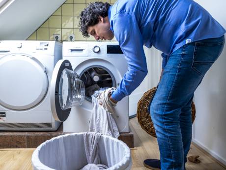 Zonnig record aan negatieve stroomprijzen: wasje draaien levert geld op