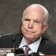 ‘Het Witte Huis liet naam van marineschip McCain afdekken bij bezoek van Trump’