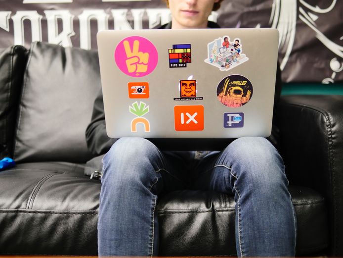 Van schoolkind tot student: zo kies je de beste laptop.