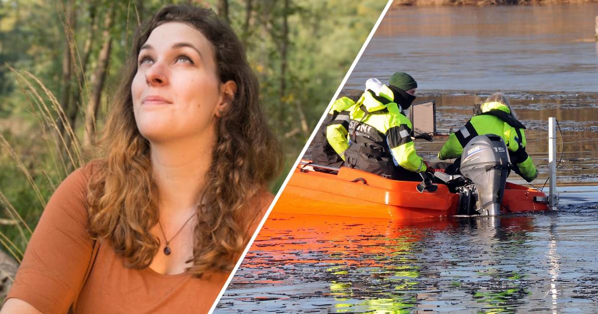 Politie heeft in watergang bij Zeeuwse Aardenburg mobiele telefoon van vermoorde Ichelle van de Velde gevonden.