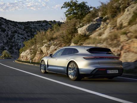 Sexy en snel: rijden met de Porsche Taycan Sport Turismo