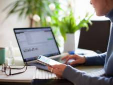 Maarten (26) sloot zelf z'n hypotheek af en bespaarde 2000 euro: 'Ik vond het niet moeilijk’