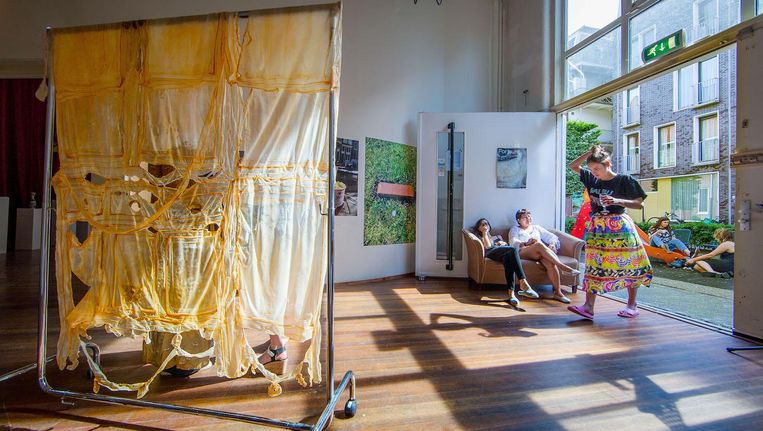 De opening van het centrum zondagmiddag Beeld Jean-Pierre Jans