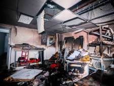 32 woningen ontruimd na brand in centrum Arnhem: één persoon overgebracht naar ziekenhuis 
