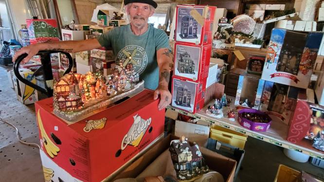 Helpt iemand ‘Christmas Creator’ Daniël (67) nog aan een geschikte locatie voor zijn kerstexpo? “Ik vrees dat ik mijn collectie ga verkopen. Ik ben het zoeken beu” 