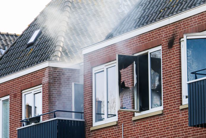 Het appartement aan de Paddemoes in Gorinchem brandde volledig uit. 
brand Gorinchem binnenstad