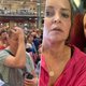► Honderden passagiers zitten urenlang vast op bloedhete Thalys-trein: ‘Omstaanders gooiden water door kapotgeslagen raam’