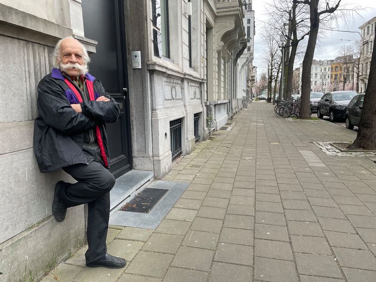 Albert Himler werkte eerst als artillerieofficier en machineontwerper, om daarna tot 1996 aan de slag te gaan als bedrijfsleider bij de Technische Dienst van het Havenbedrijf van Antwerpen. Beeld BJS