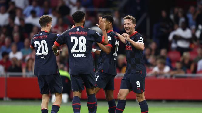 PSV tilt de eerste prijs van het seizoen op en neemt ook nog een portie vertrouwen mee bij Ajax 