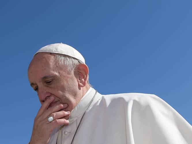 Paus geeft seksueel misbruik van nonnen in de Katholieke Kerk toe: “Ja, het is een probleem”