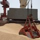Voor het eerst sinds de invasie bereikt een Oekraïens schip een Afrikaanse haven