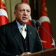 Kabinet valt over 'ongepaste' brief Erdogan aan Turkse Nederlanders