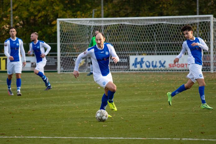 Hüseyin Cengiz, hier op archiefbeeld, scoorde de 0-1 voor Be Quick Zutphen maar moest toezien hoe zijn ploeg met 4-1 van PH verloor.