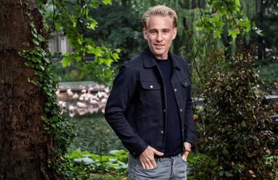 Art Rooijakkers neemt presentatie Van der Vorst Ziet Sterren op zich