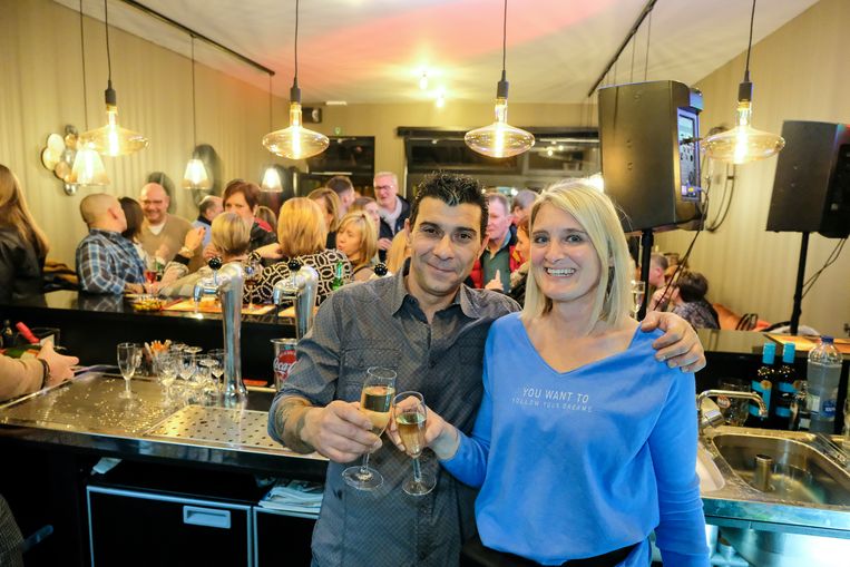 Café De Toekomst gaat vanaf nu door het leven als tapasbar Sol y Sombra