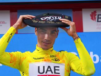 Juan Ayuso rijdt Mattias Skjelmose in slotrit uit leiderstrui en wint Ronde van het Baskenland
