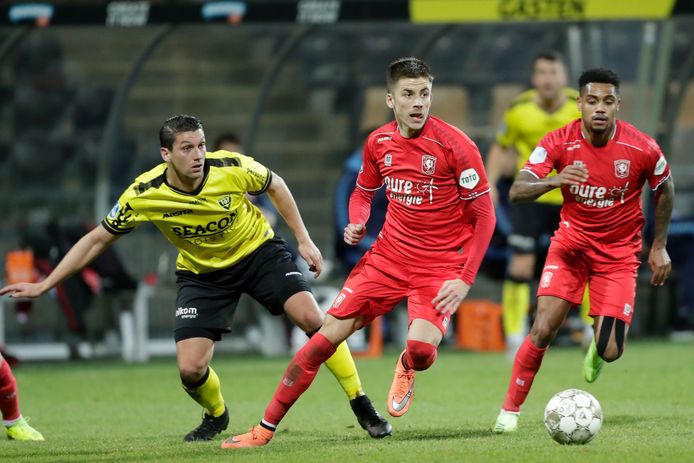 Luka Ilic maakte in de eerste confrontatie met VVV een prachtige goal.