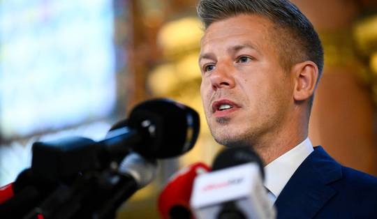 Meerderheid van Magyar in Hongarije groeit na definitieve telling tot 141 zetels