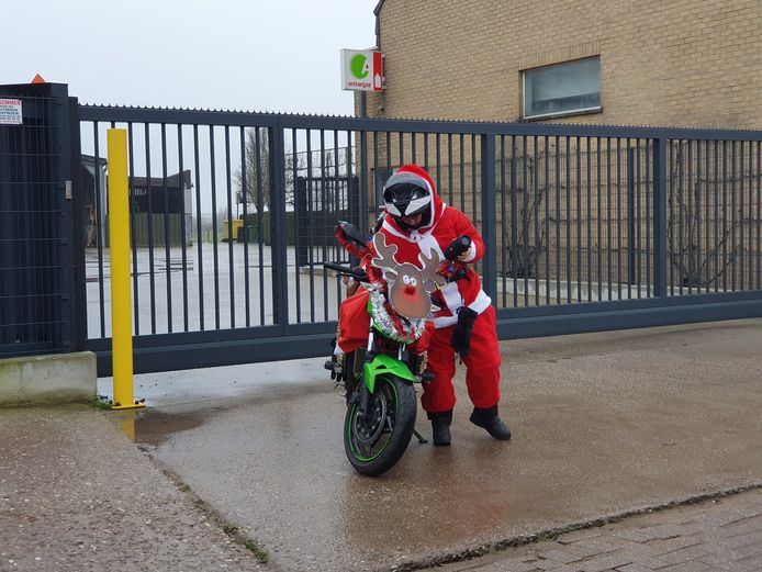 De Hoogstraatse Moto Vrienden organiseerden zondag hun kerstrun.