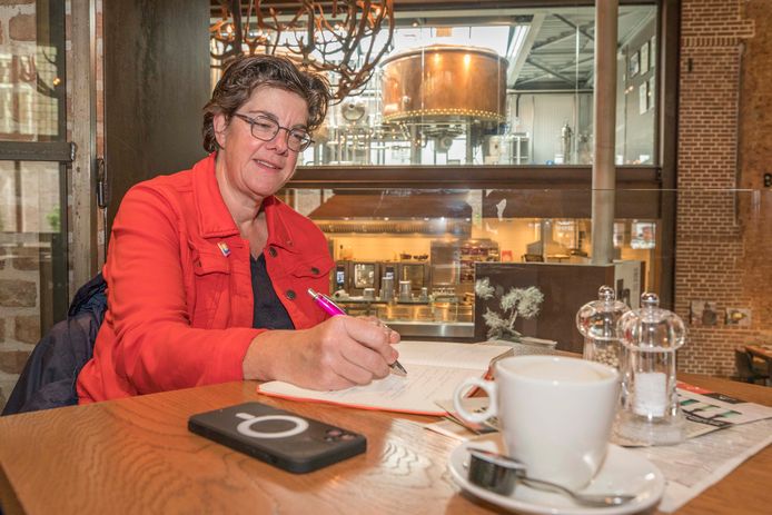 Jacqueline van den Hil uit Goes zit sinds maart voor de VVD in de Tweede Kamer.