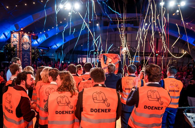 Op het VVD-congres van 2018 presenteerde de VVD zich nog nadrukkelijk als onder­nemers­partij met een afkeer van grote staatsbemoeienis. De liberalen lijken op dat standpunt nu terug te komen. Beeld LEX VAN LIESHOUT/ANP