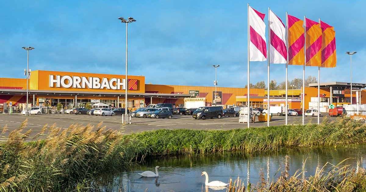 Omwonenden Vrezen Voor Hun Nachtrust Vanwege Hornbach-Alarm: 'Helemaal  Klaar Mee' | Rotterdam | Pzc.Nl