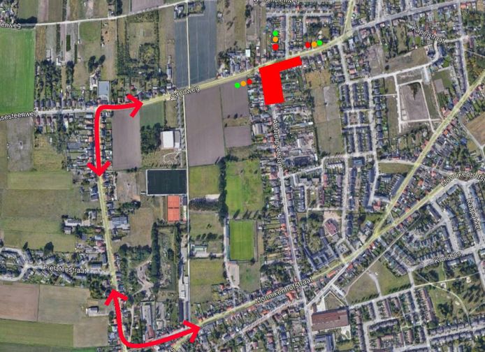 De omleiding voor de werken aan het kruispunt Antwerpsebaan-Zandweg in Berendrecht.