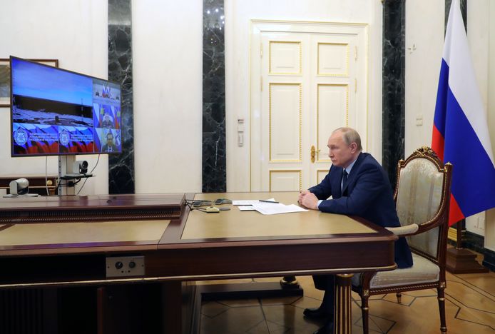 Poetin bekeek de lancering online.
