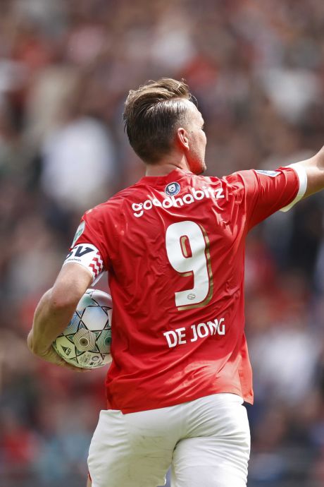PSV scoort in elke speelronde en zorgt daarmee voor primeur, Luuk de Jong ‘MVP van de eeuw’