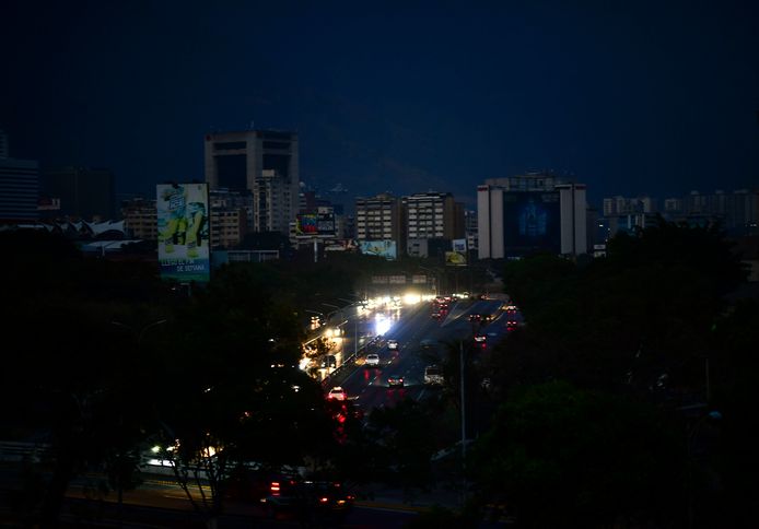 De Venezolaanse hoofdstad Caracas tijdens de ‘black-out’.