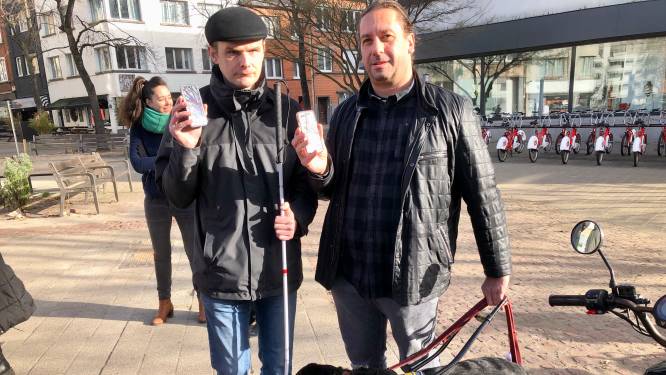 Jonge Antwerpse ondernemers maken van smartphone de ‘ogen’ van slechtzienden en blinden: “Systeem maakte geen enkele fout op 250.000 kruispunten”