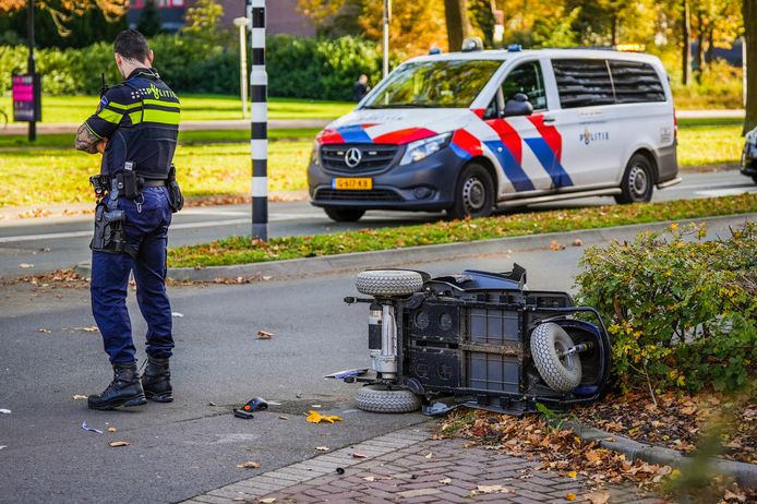 Foto per illustrazione.  Un uomo è stato investito da uno scooter a Eindhoven.